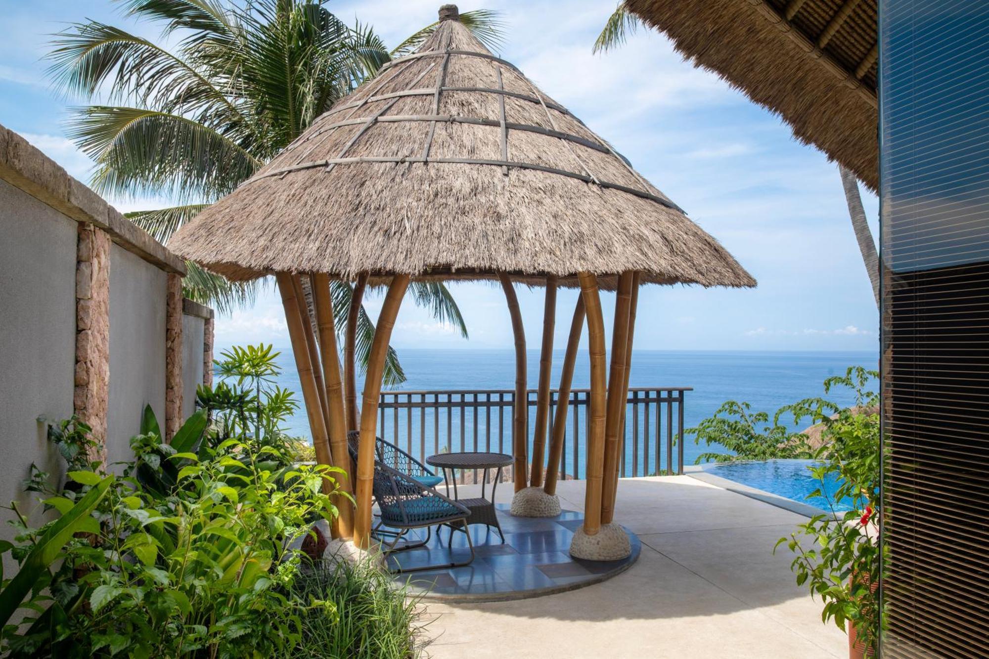 Kalandara Resort Lombok Senggigi Exterior photo
