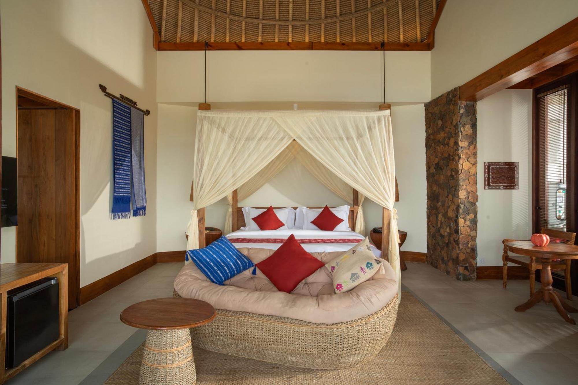 Kalandara Resort Lombok Senggigi Exterior photo